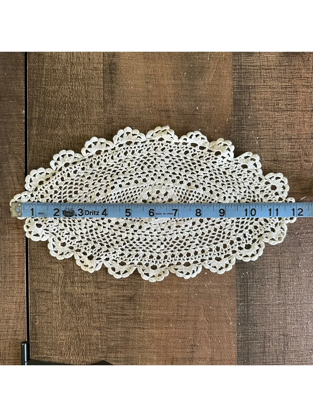 Hand Crocheted Oval Doily Ivory Floral Scalloped Lace Table Mat 12x6